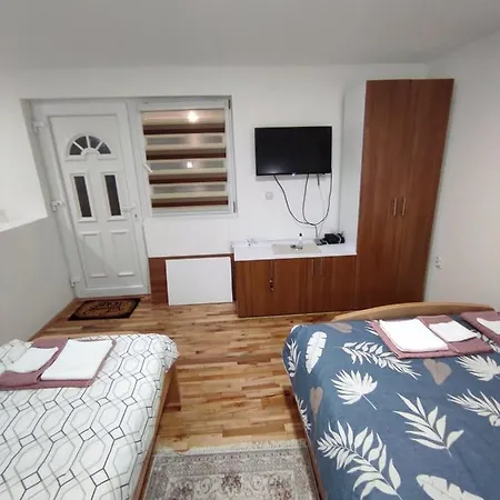 Vera Borsko Jezero Bor